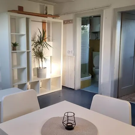 Pool Place * Petrovče