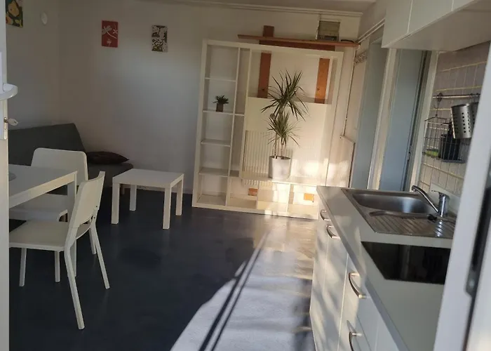 Apartment Pool Place